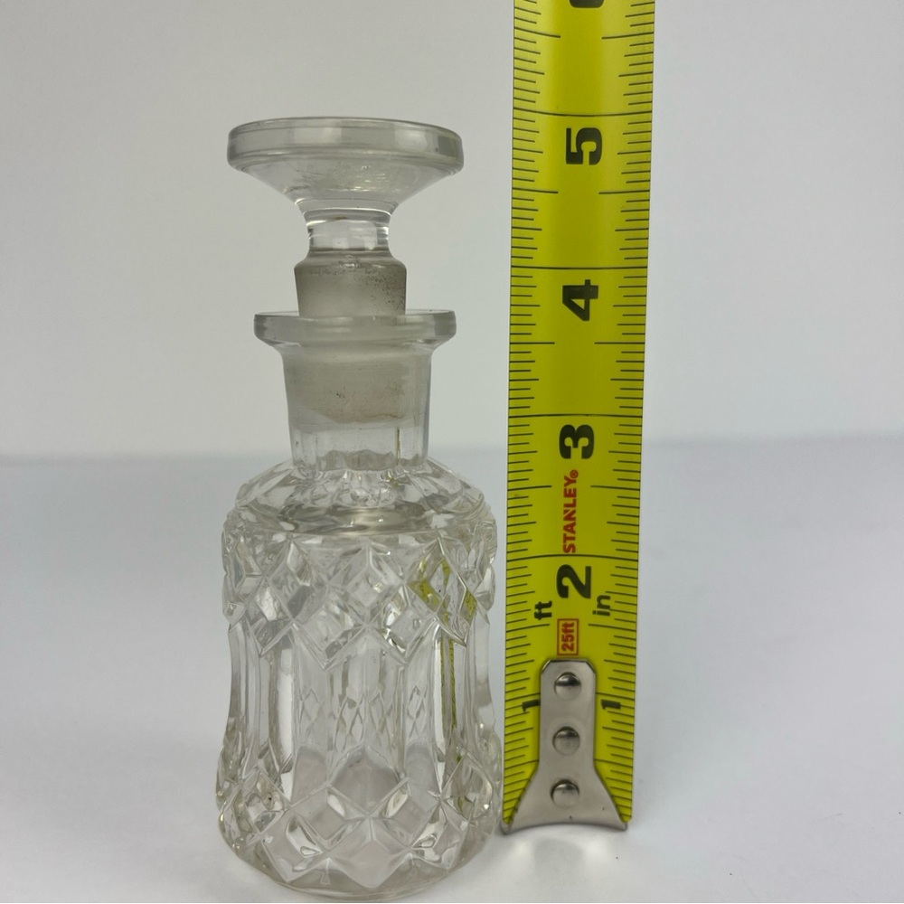 Vintage EAPG Perfume Apothecary Bottle 5” Glass Cane & Diamond Pattern w/Stopper
